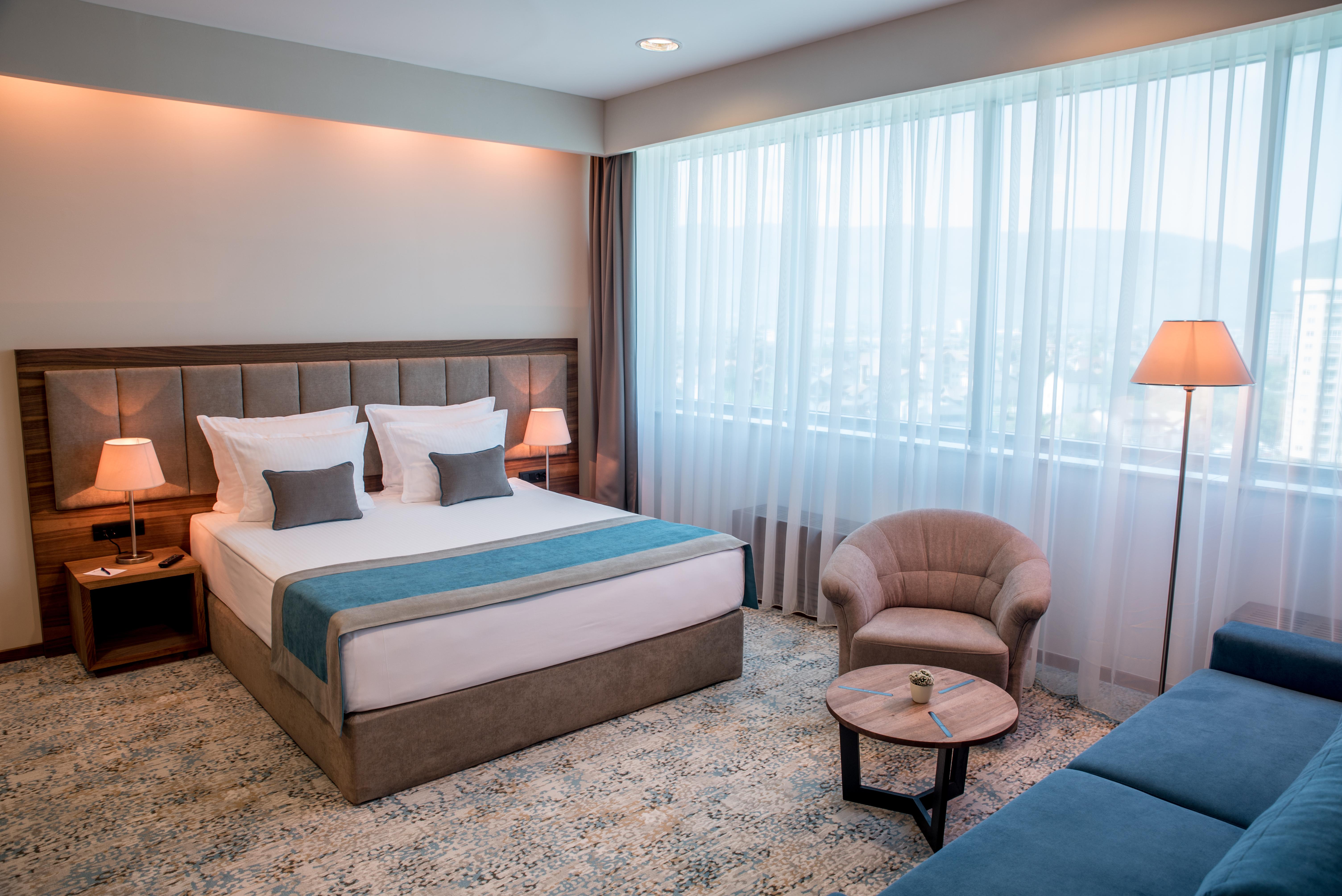 Hotel Radon Plaza SJJ Exterior foto A room at the hotel