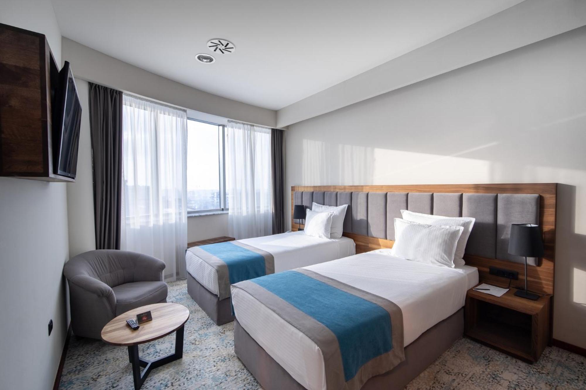 Hotel Radon Plaza SJJ Exterior foto Standard room