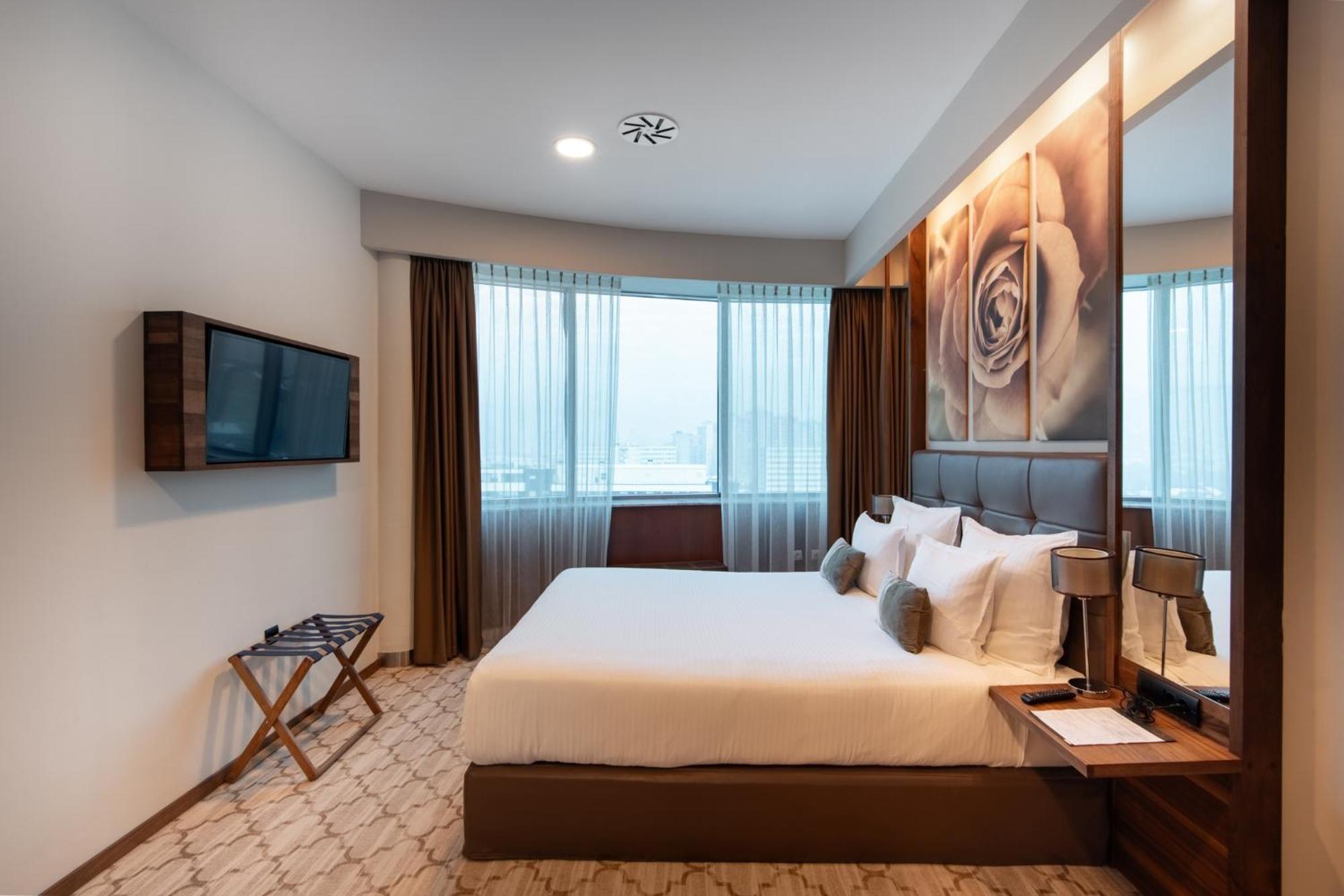 Hotel Radon Plaza SJJ Exterior foto Deluxe Room