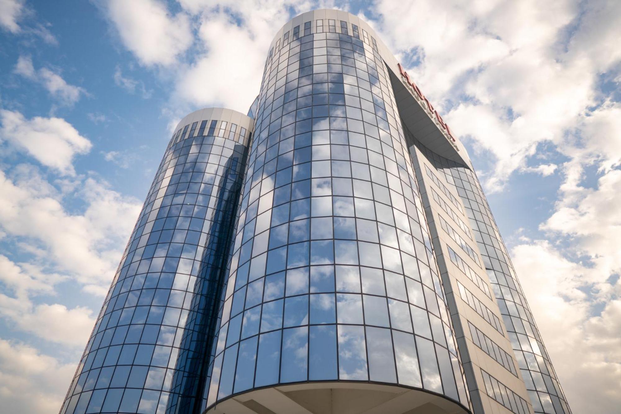 Hotel Radon Plaza SJJ Exterior foto The headquarters of the European Anti-fraud Office in Rue Joseph II, Brussels